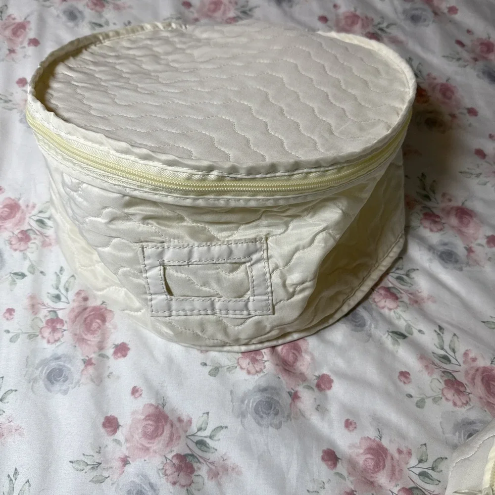 Vintage Quilted Dish Storage Protectors Set of 2 White Kitchen Organizer